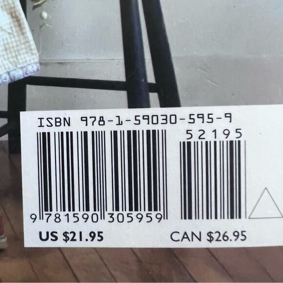 COPY - Handmade Home DIY Arts and Crafts Book. - Picture 3 of 6